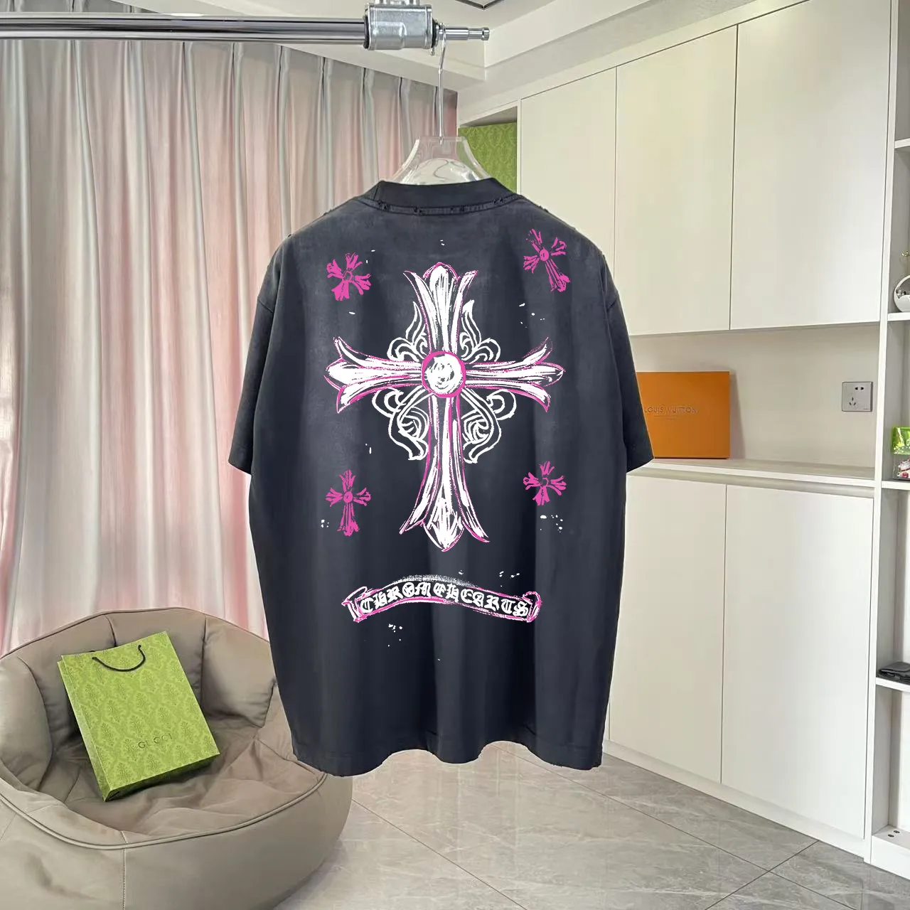 🅿️190 ch Crow* 2025 summer new style, washed, distressed, spray-painted, Sanskrit cross print, short-sleeved T-shirt, customized fabric 320g, same style for men and women, size: S M L XL XXL five sizes, color: black, gray, gradient black, gradient red